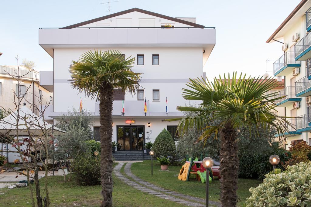 Albergo Ridente Lido di Jesolo Zewnętrze zdjęcie
